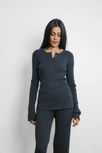 Load image into Gallery viewer, Onyx Flint Henley