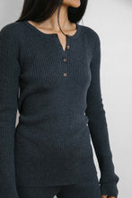 Load image into Gallery viewer, Onyx Flint Henley