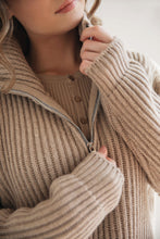 Load image into Gallery viewer, Sand Esra Half Zip