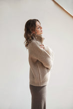 Load image into Gallery viewer, Sand Esra Half Zip