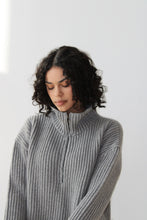 Load image into Gallery viewer, Stone Esra Half Zip