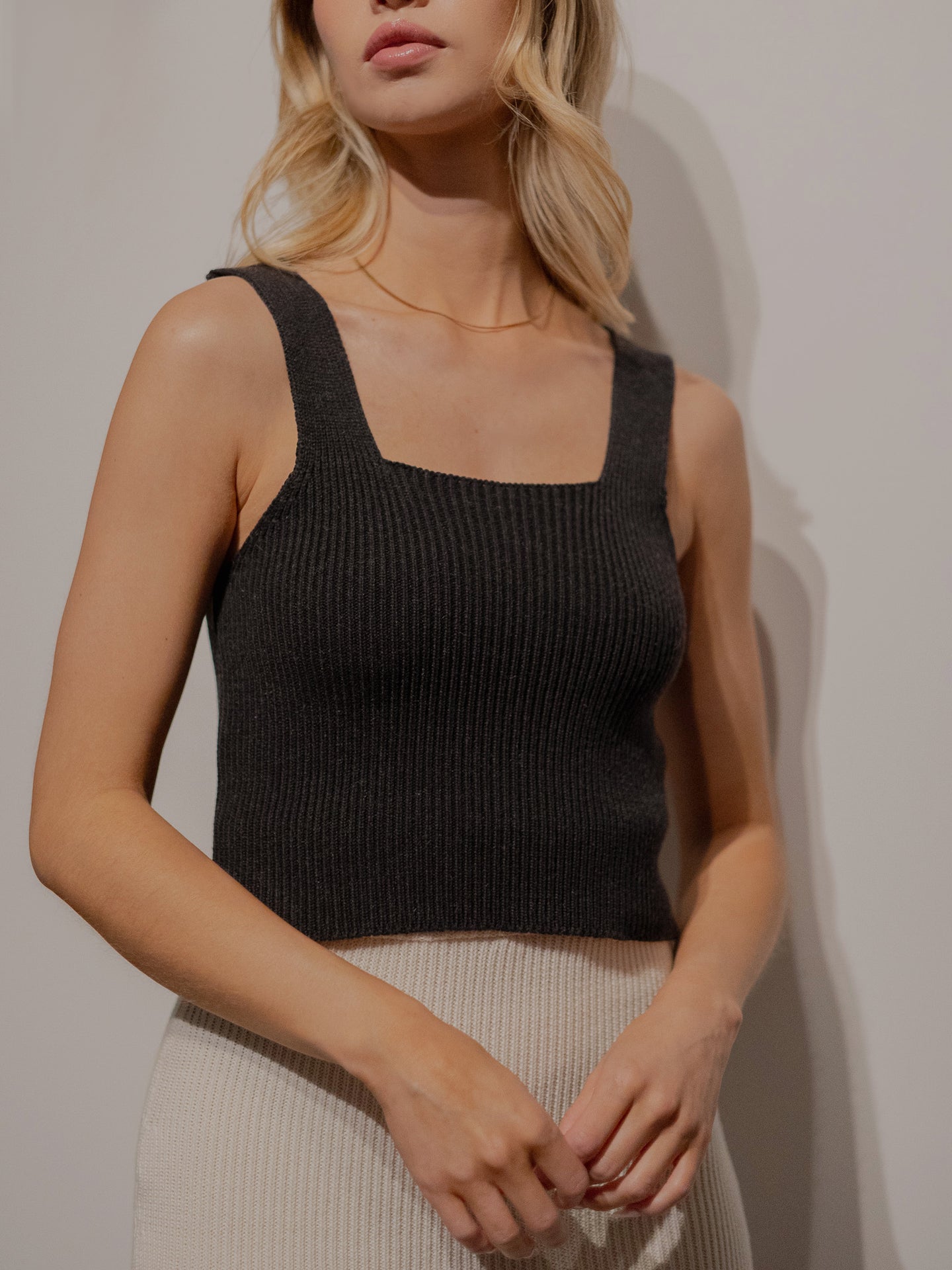 Onyx Rib Tank
